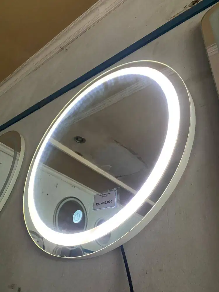 Smart Mirror, cermin modern dengan sentuhan teknologi