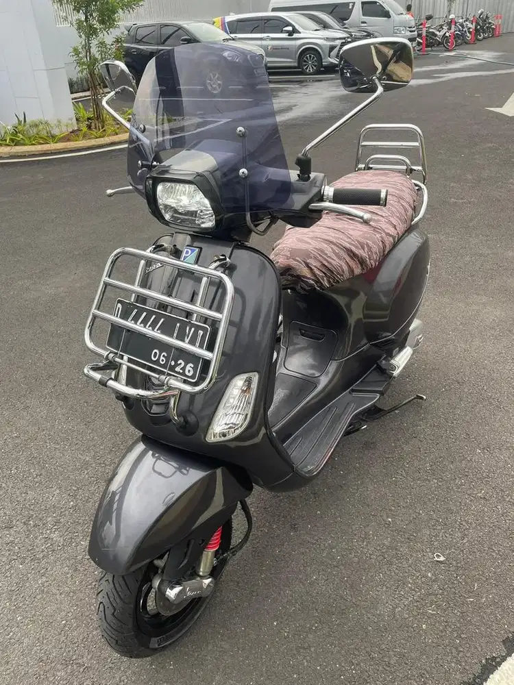 Vespa 125 Iget 2021 – Pemilik 1, All Good Condition, Siap Pakai!
