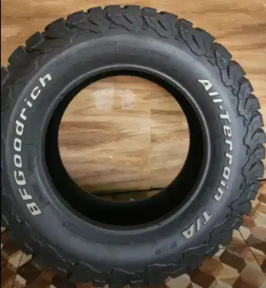 Ban bfgoodrich 265/65/R17