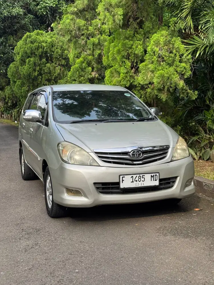 Jual Cash Toyota Kijang Innova 2.5 G AT DIESEL 2011