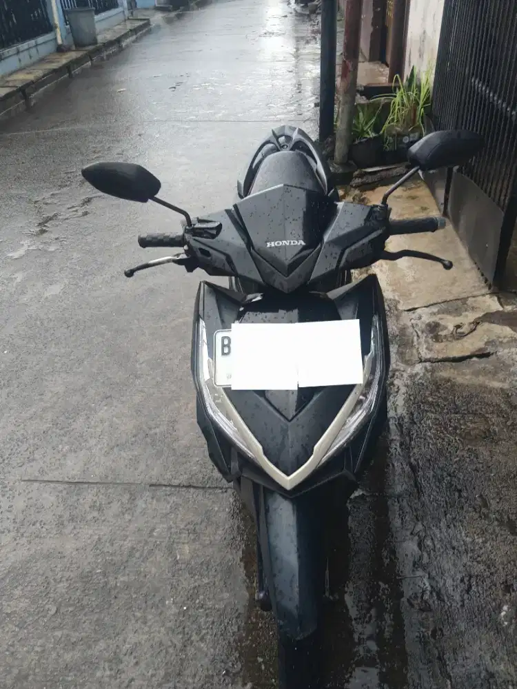 Dijual Vario 150 OLD tahun 2018