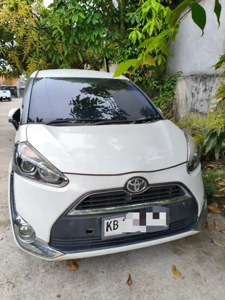 Sienta manual tipe V