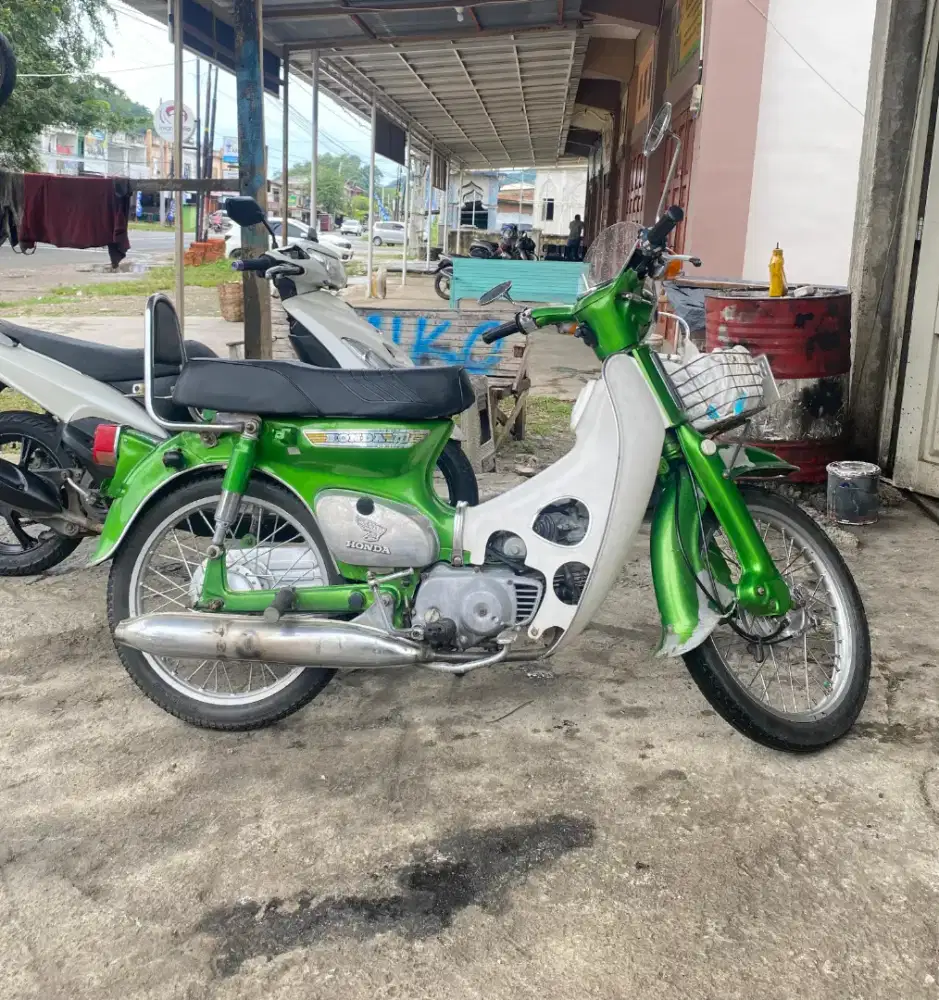 HONDA C70 TAHUN 1979