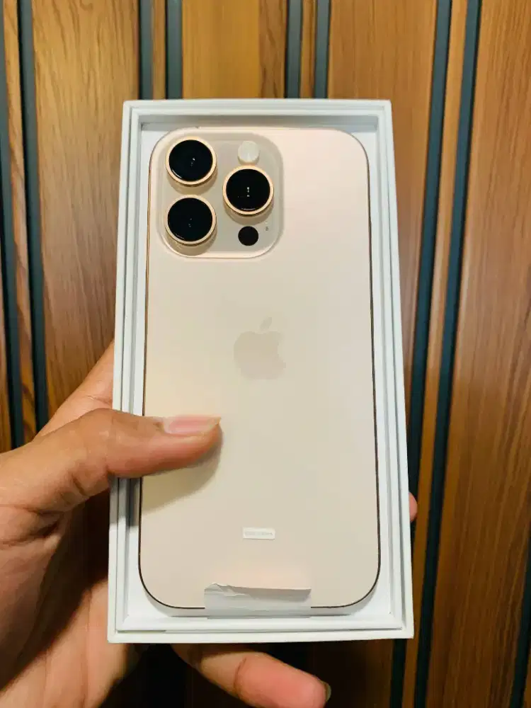 iPhone 16 pro desert titanium 128gb iBox