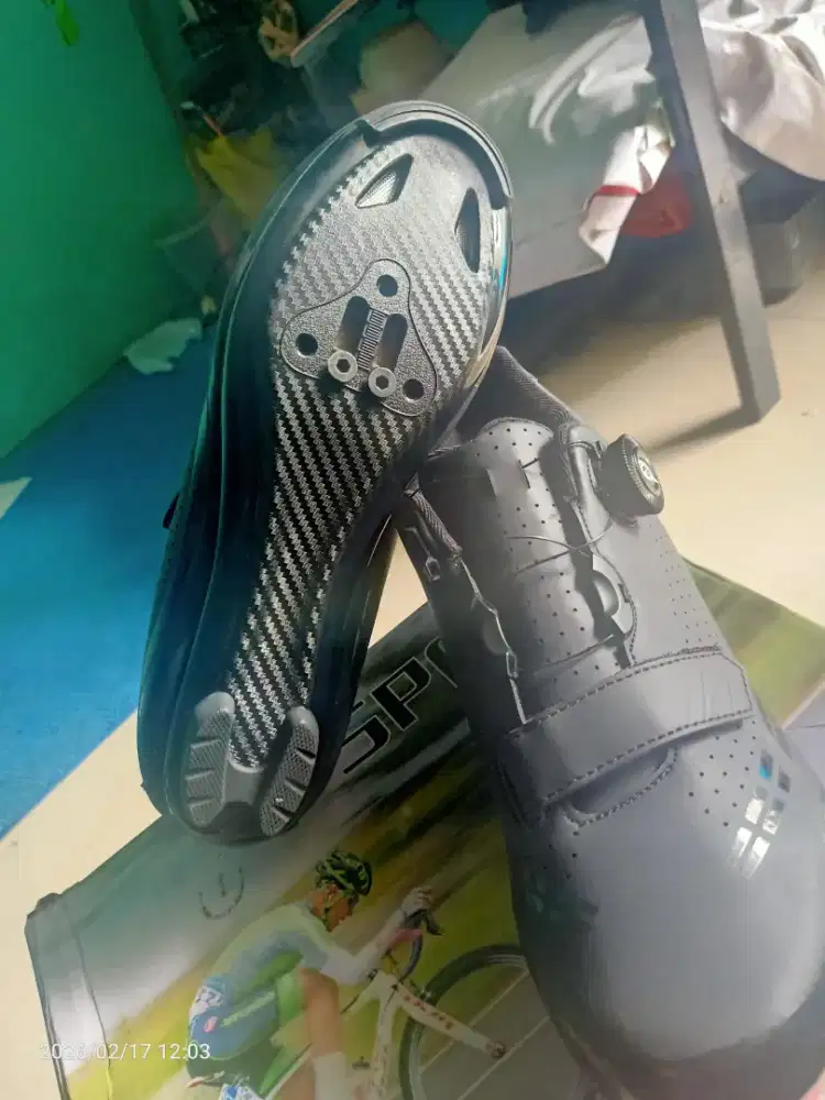 Sepatu goes RB roadbike