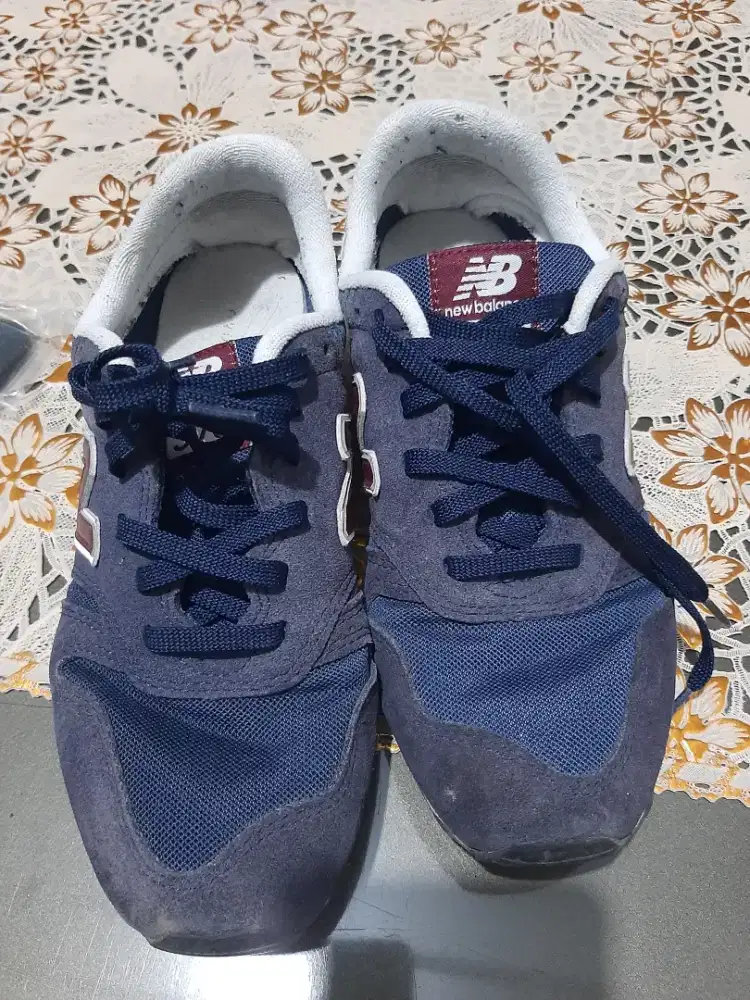 Sepatu nb ukuran 42