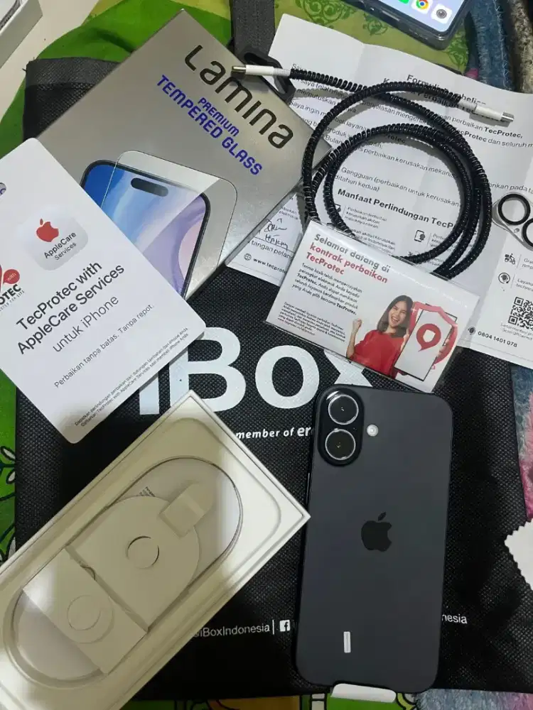 *** IPHONE 16 basic ibox fullset nominus garansi sd okt 2026