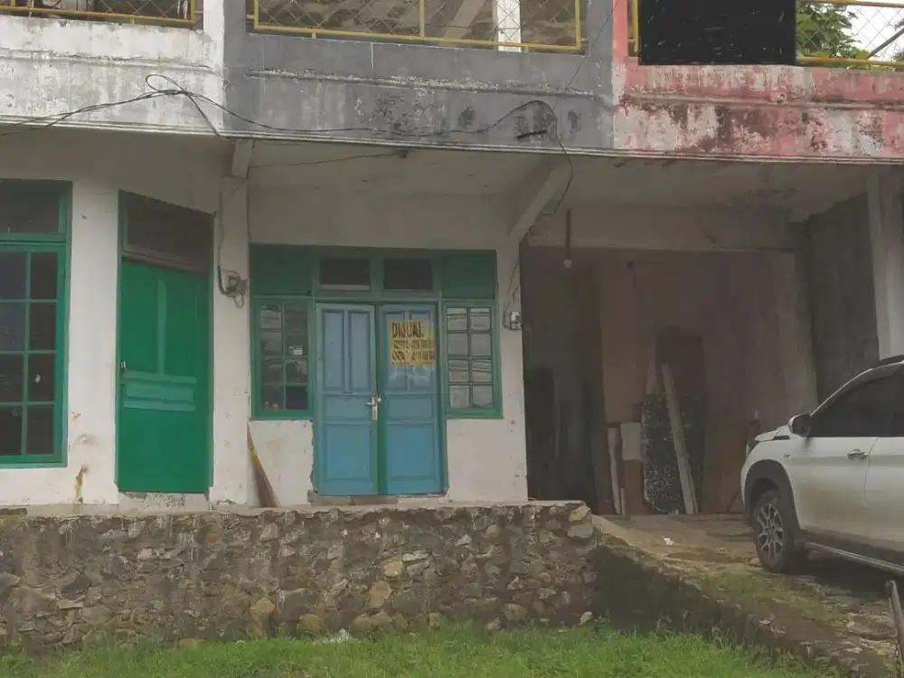 Dijual Rumah Hitung Tanah Lokasi Strategis di Kramat Jati Jakarta Timur