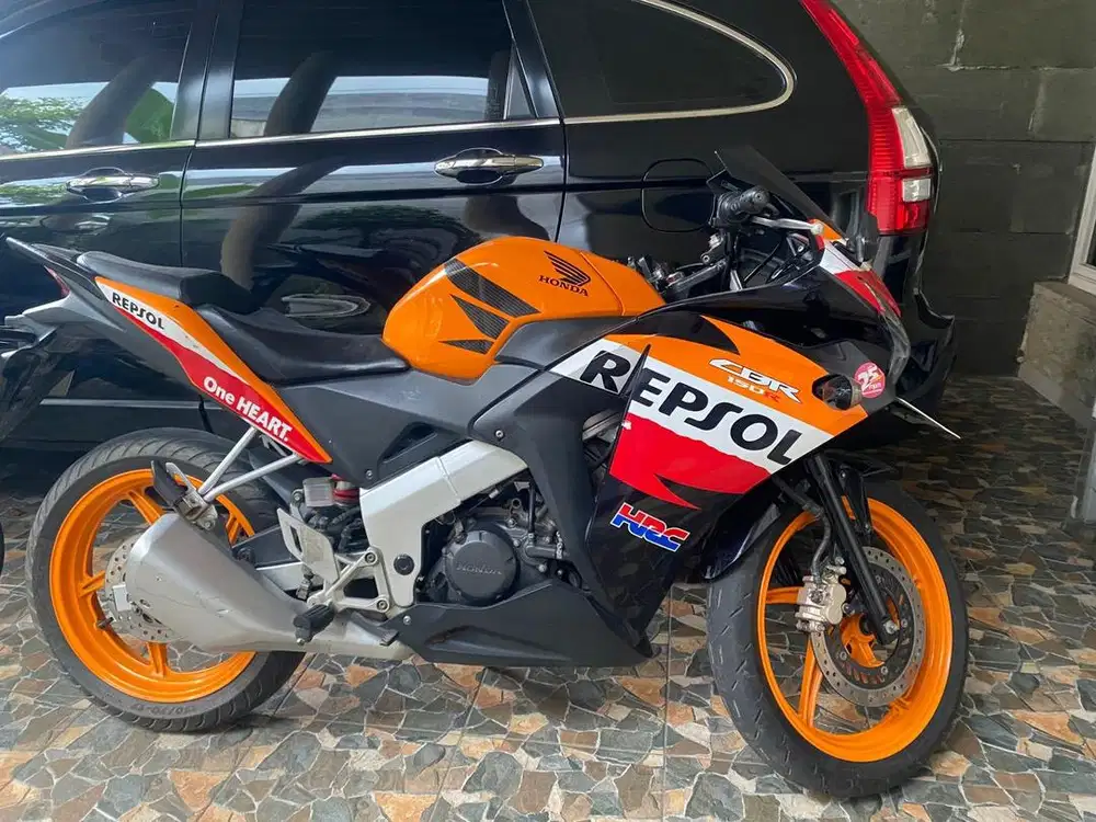 Honda CBR 150 Repsol