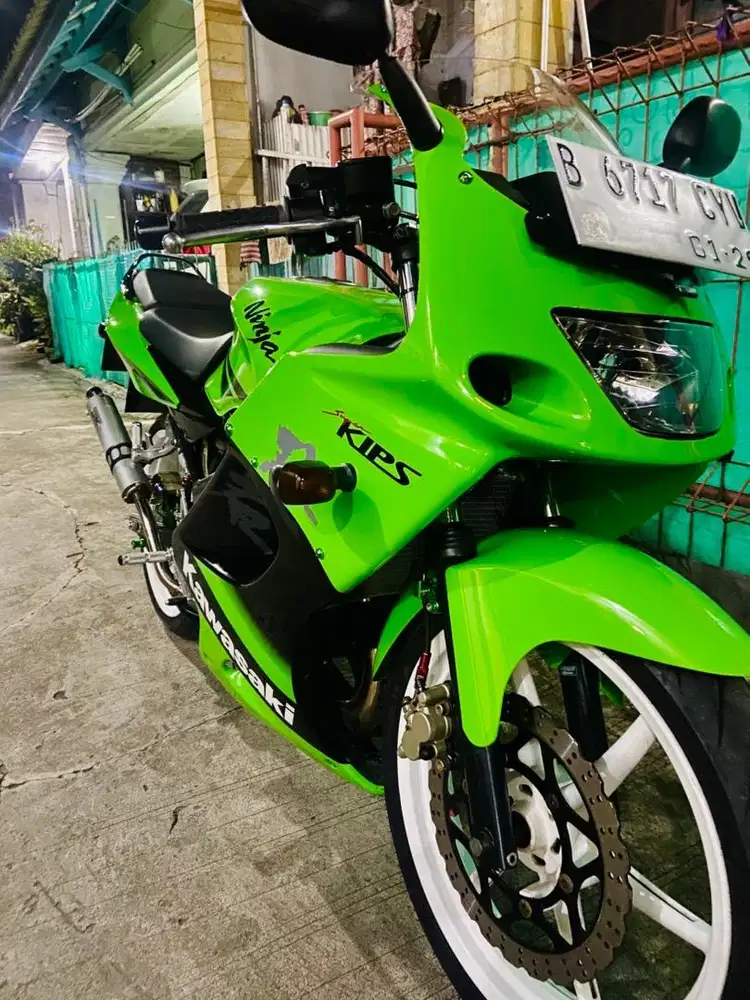 Kawasaki ninja rr gen 4 thn 2011