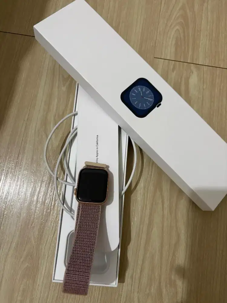 I watch series 6 40mm rose gold