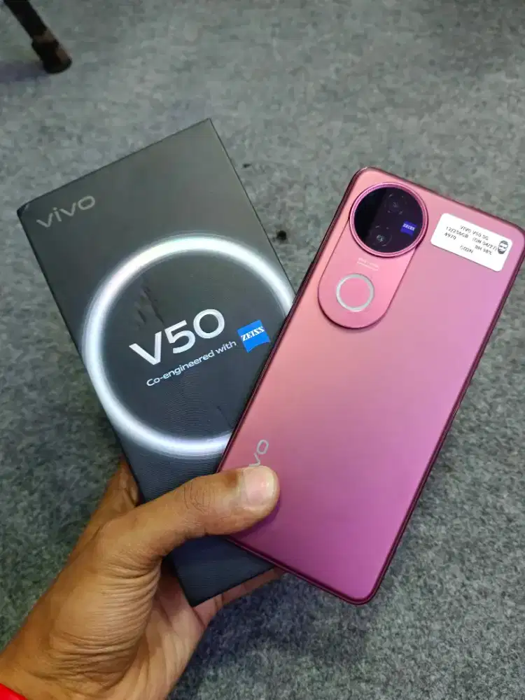 VIVO V50 5G 12/256gb