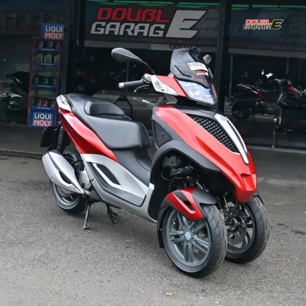 PIAGGIO MP3 YOURBAN 125 MERAH 2012 LOW KM 7000 ISTIMEWA