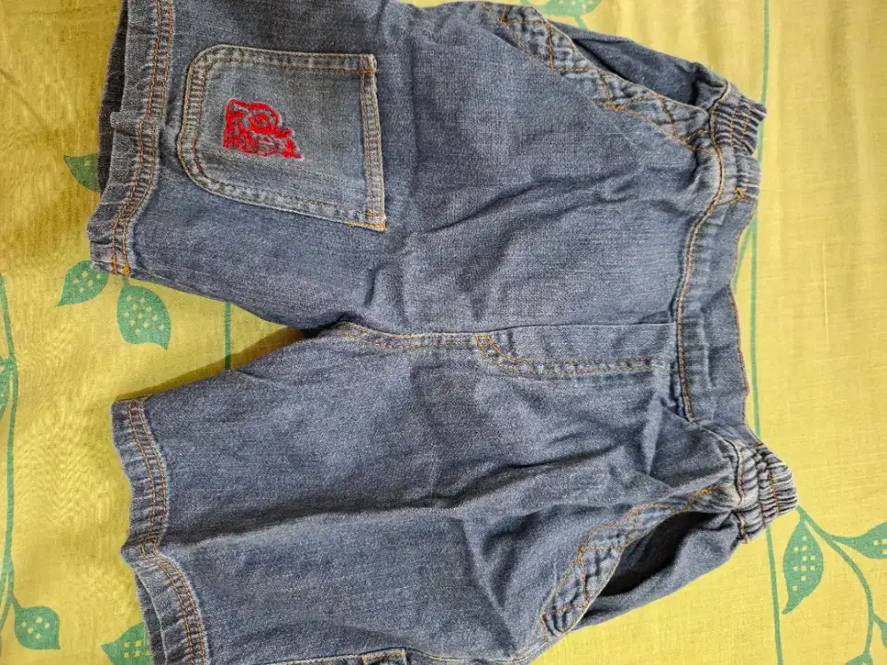 Pakaian anak sangat layak pakai