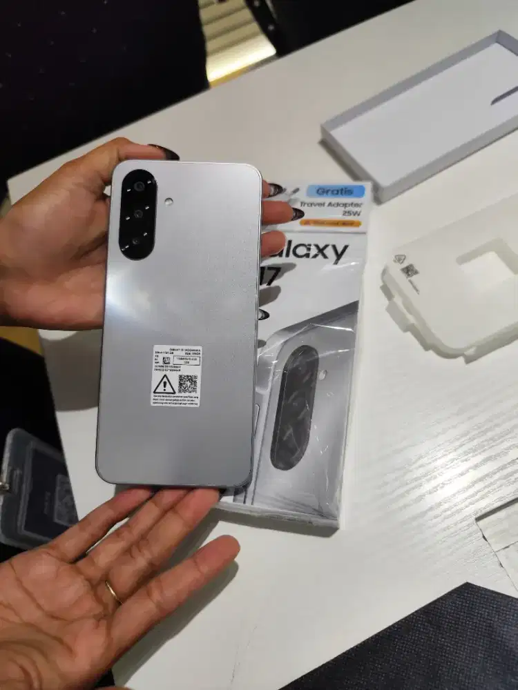 Kredit hp Samsung a17 8/256gb