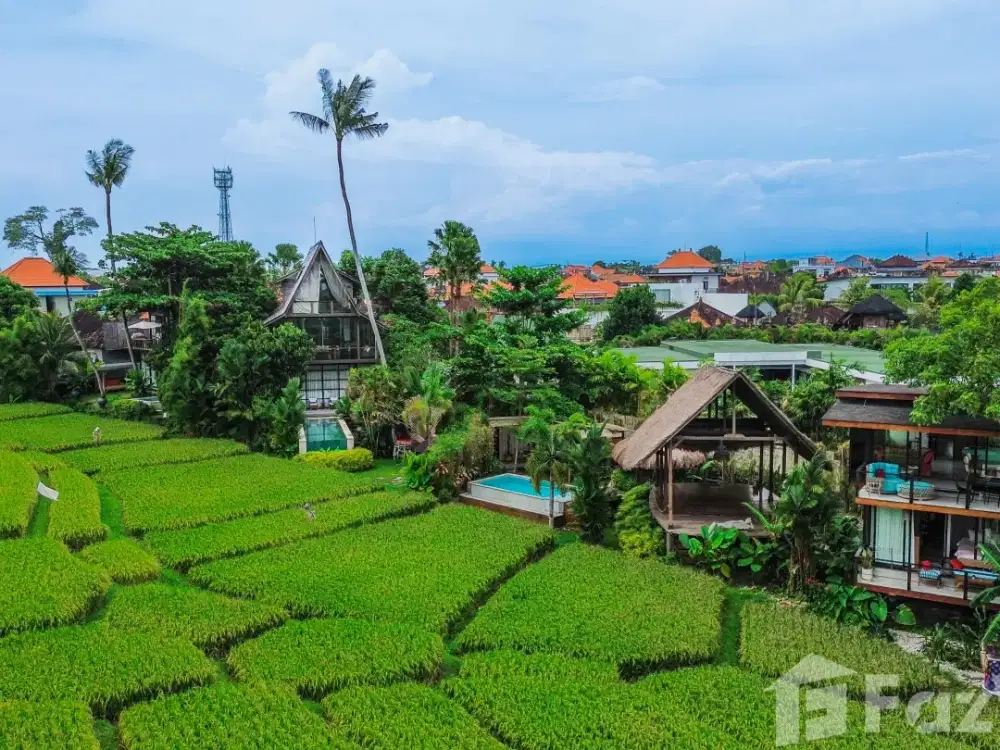 7 Bedroom Villa for sale in Mengwi, Bali