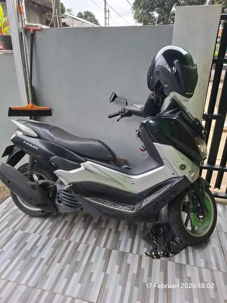 NMAX 2016 tangan pertama