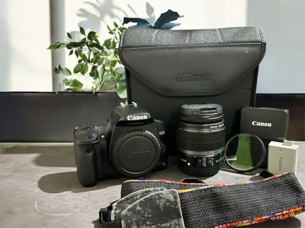 Kamera DSLR Canon EOS 450D Fullkit Likenew ( Kiss X2, Rebel )