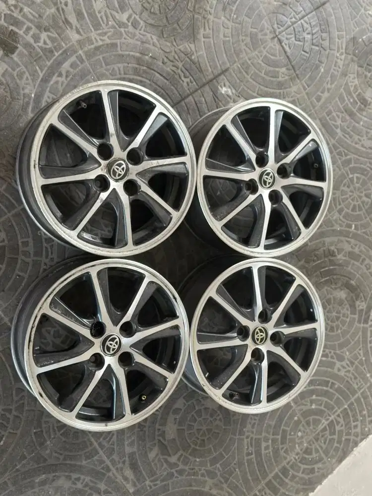 VELG ORI TOYOTA CALYA G 2018