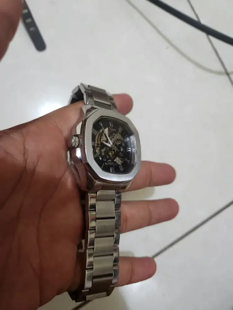Jam tangan automatic