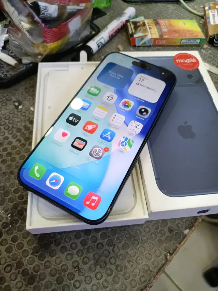 iPhone 17 Promax 256gb blue resmi mulus fulset garansi panjang nominus