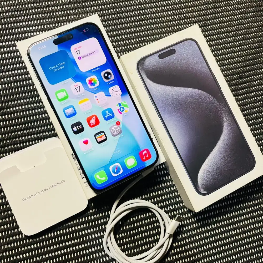 Iphone 15 promax 256 ibox like new