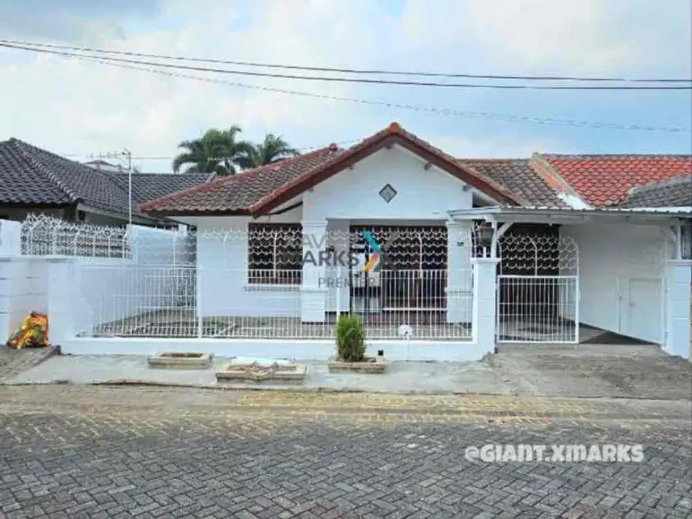 Rumah Dekat plaza Araya Malang Dijual Murah