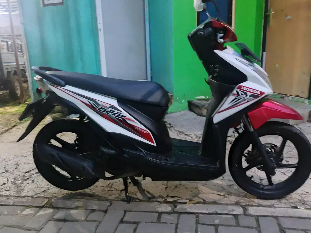 Honda beat fi esp 2016 pajak hidup stater halus mulus terawat