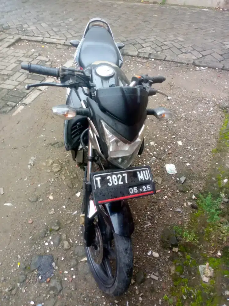 D jual montor cb r