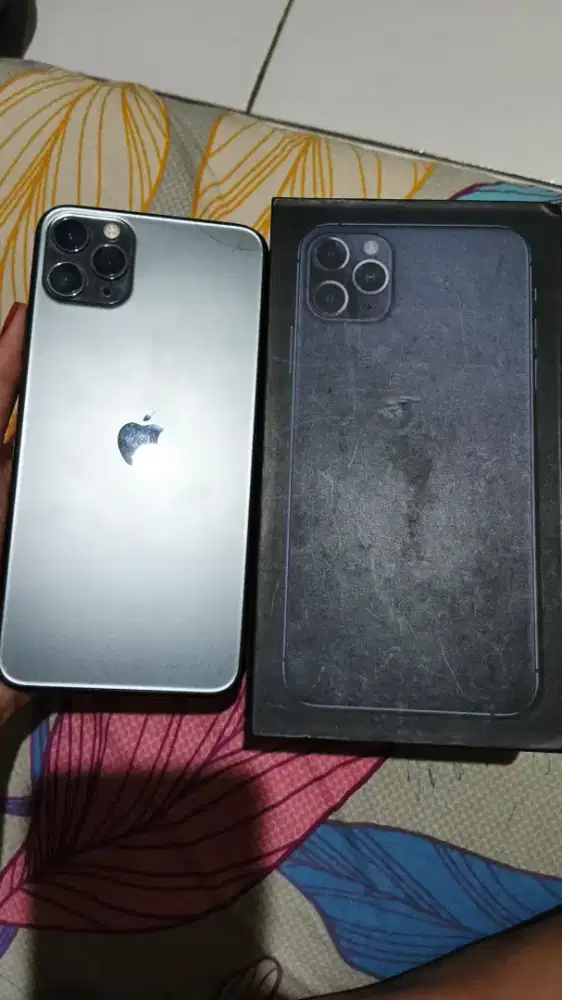 IPHONE 11 PRO MAX SECOND INTER