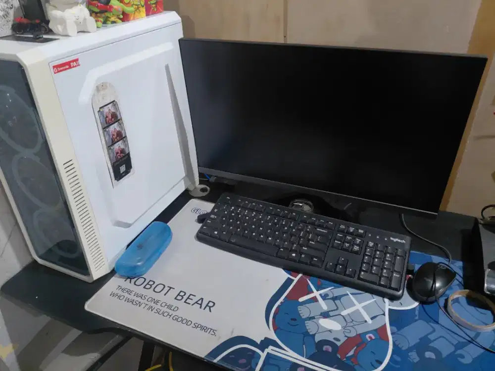 Komputer 1 set cocok untuk pelajar