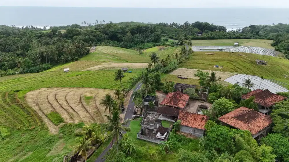 Dijual Tanah Los Sungai Dekat  Pantai Tabanan Bali