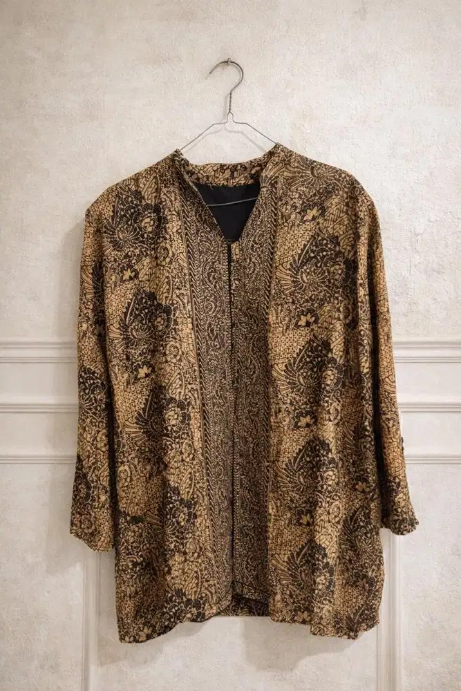Baju blouse coklat