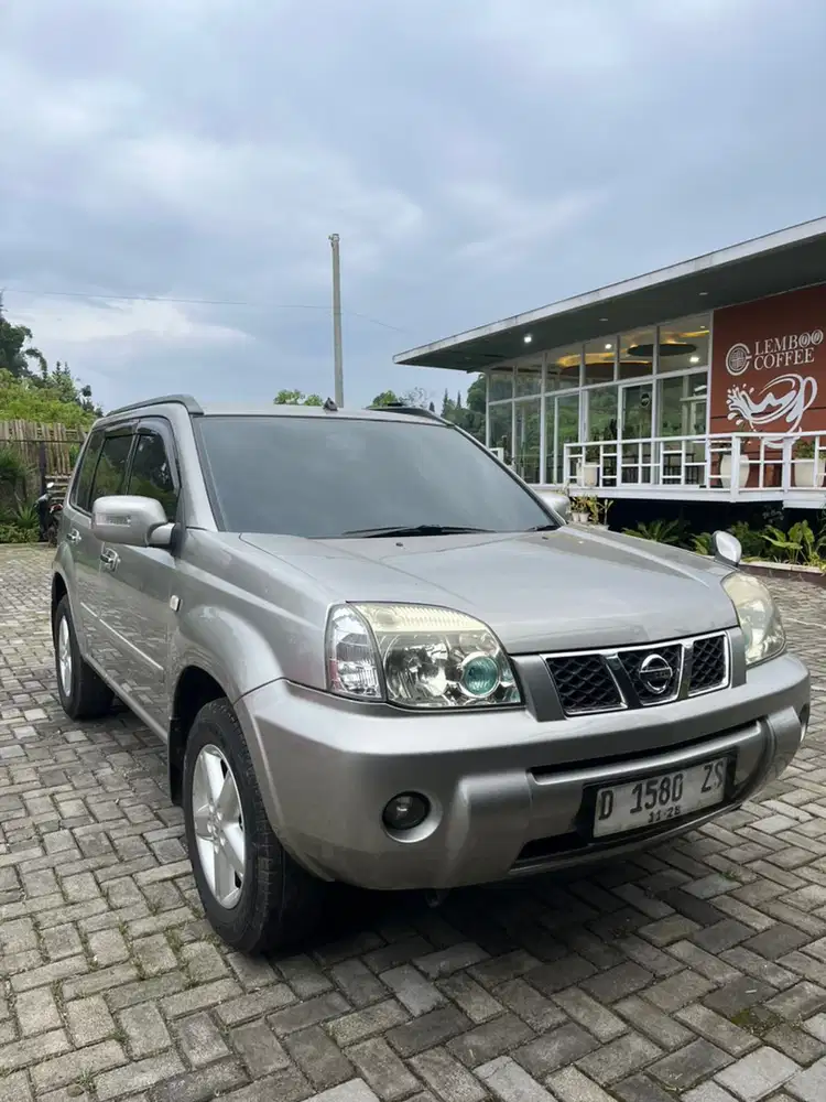 Nissan X-Trail 2008 Bensin