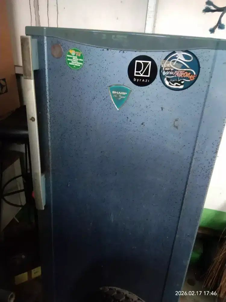 Kulkas sharp second 1 pintu