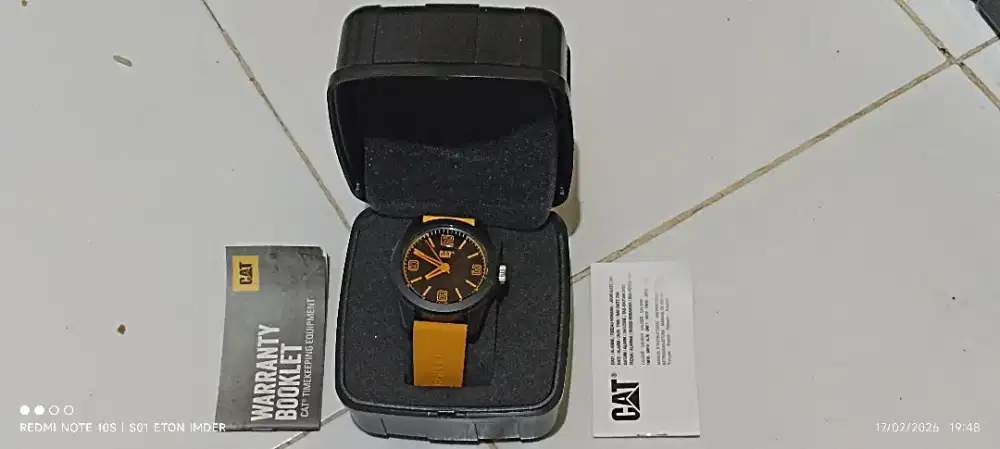 Jam tangan Caterpillar