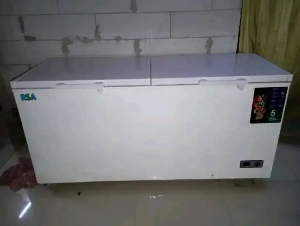 Jual ferzzer bok merek rsa kondisi normal siap pakai kapasitas 600L