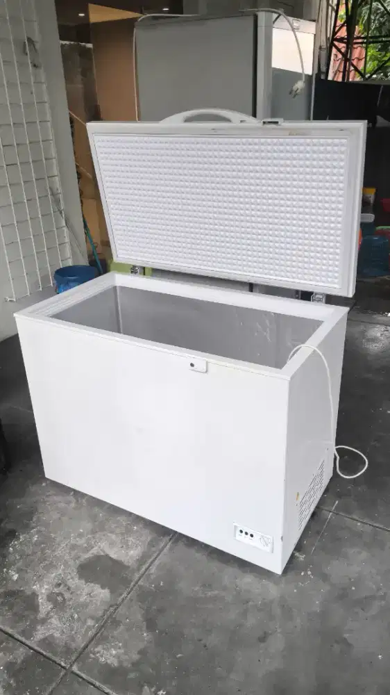 Kulkas Frezer 300liter