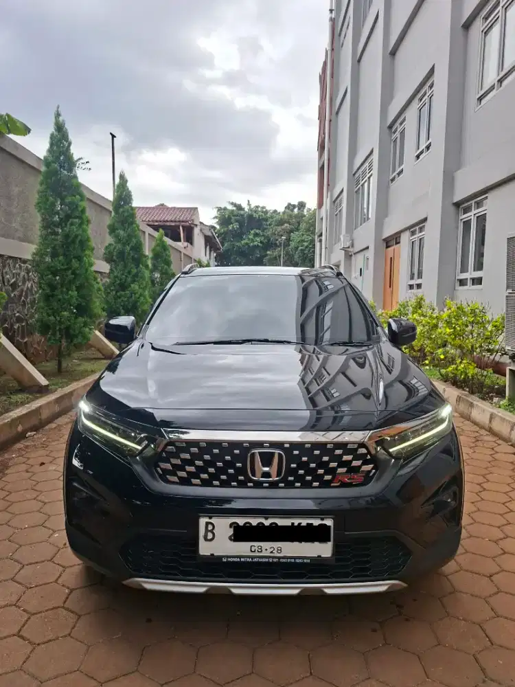 (Harga Cash) WRV RS CVT NIK 2023 Hitam