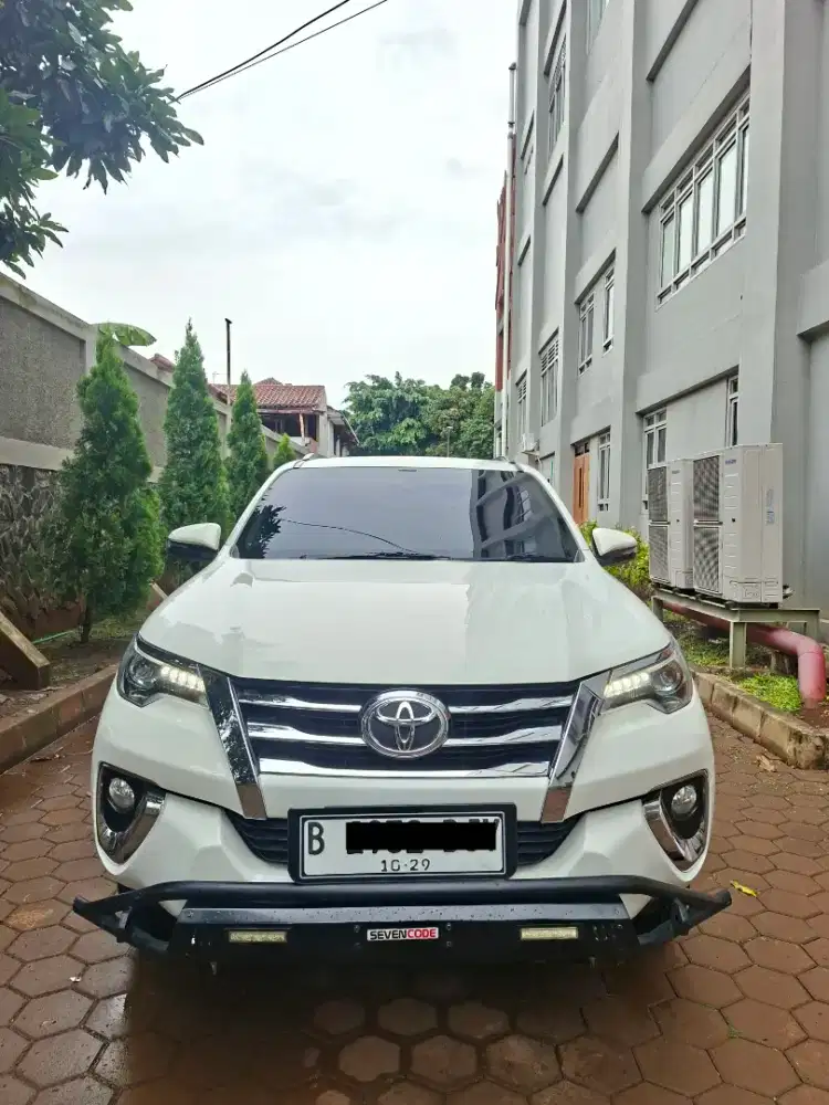 (Harga Cash) Fortuner VRZ 2.4 Diesel AT NIK 2019 Putih