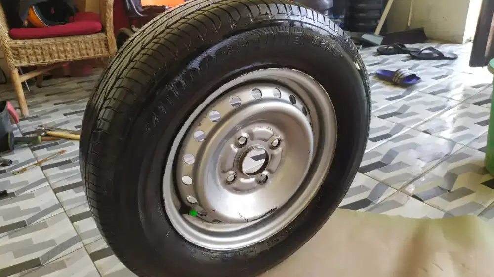 Ban serep avanza R14