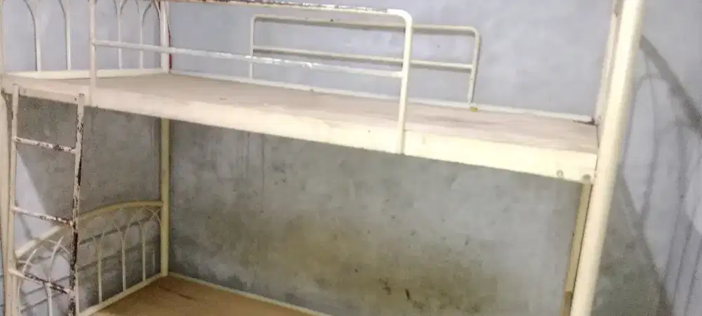 di jual tempat tidur tingkat