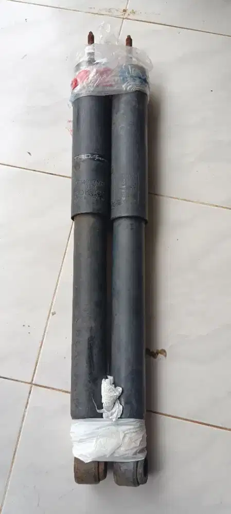 Shock belakang fortuner 2016