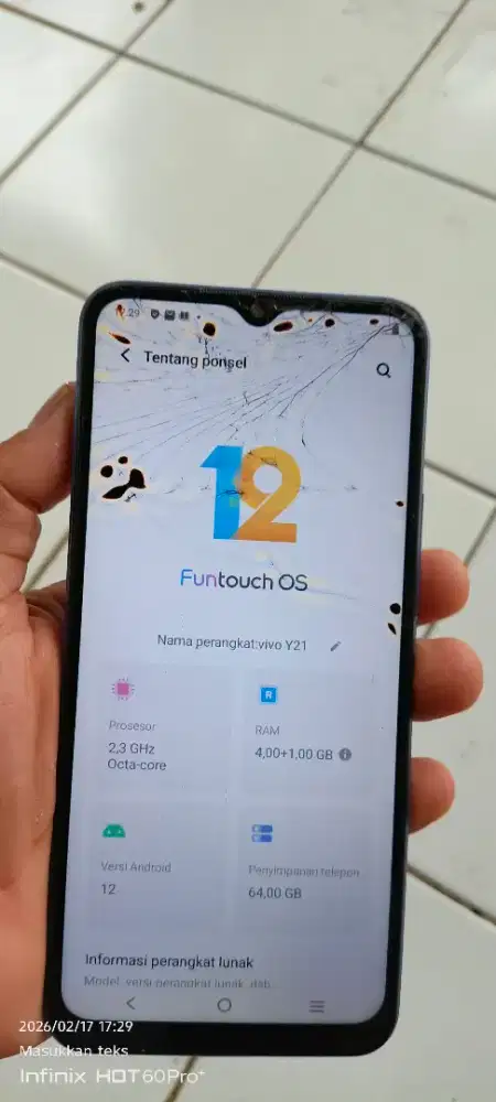 Vivo.  Y21.  4/64 minus retak camera dpan rda burem orian