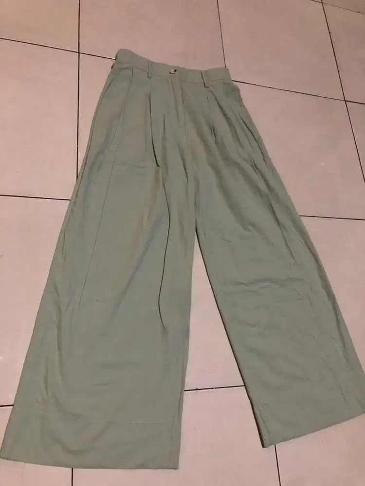 celana this is april