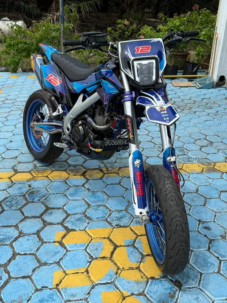 Dijual Kawasaki D-Tracker Boreup 200cc Full Modif