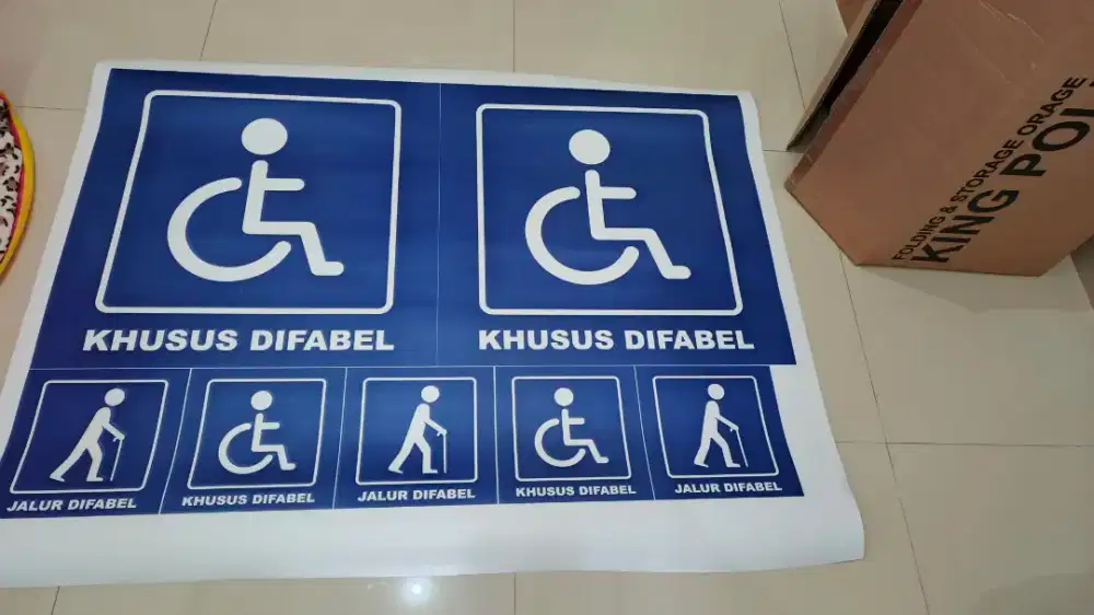 Stiker lantai sticker rambu khusus difabel kantor hotel & ruang publik