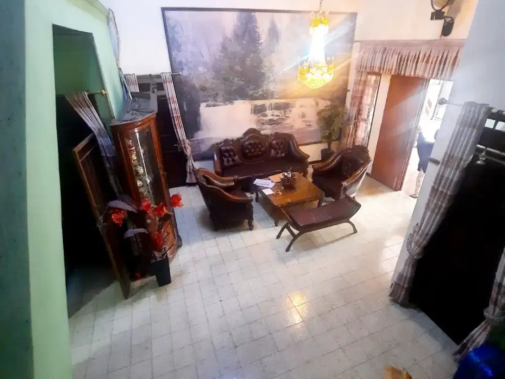 JUAL RUMAH CONDET 2 LT FULLY FURNISHED CARPORT 3 MOBIL