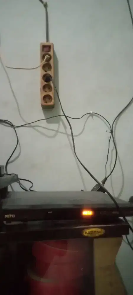 CD untuk nonton film