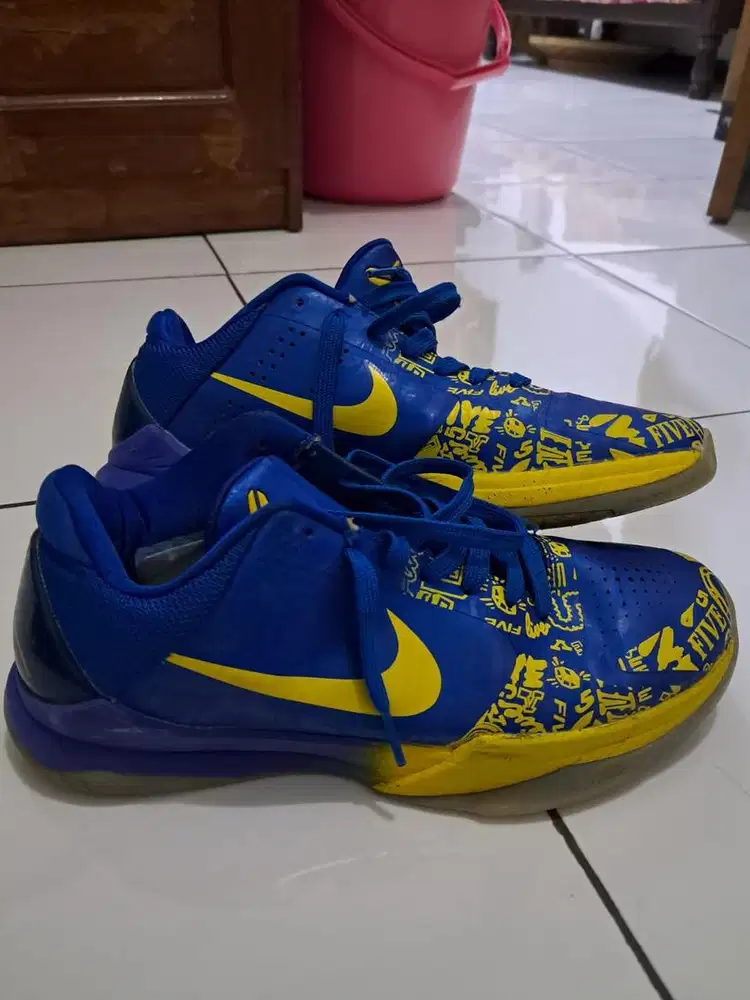 Sepatu Basket Kobe 5 Protro (5 Rings Edition)